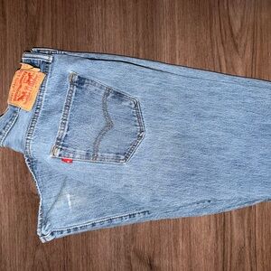 Levi's Men's Light Blue Straight Jeans